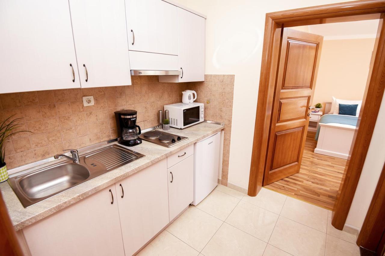 San Marian Apartments Подстрана Экстерьер фото