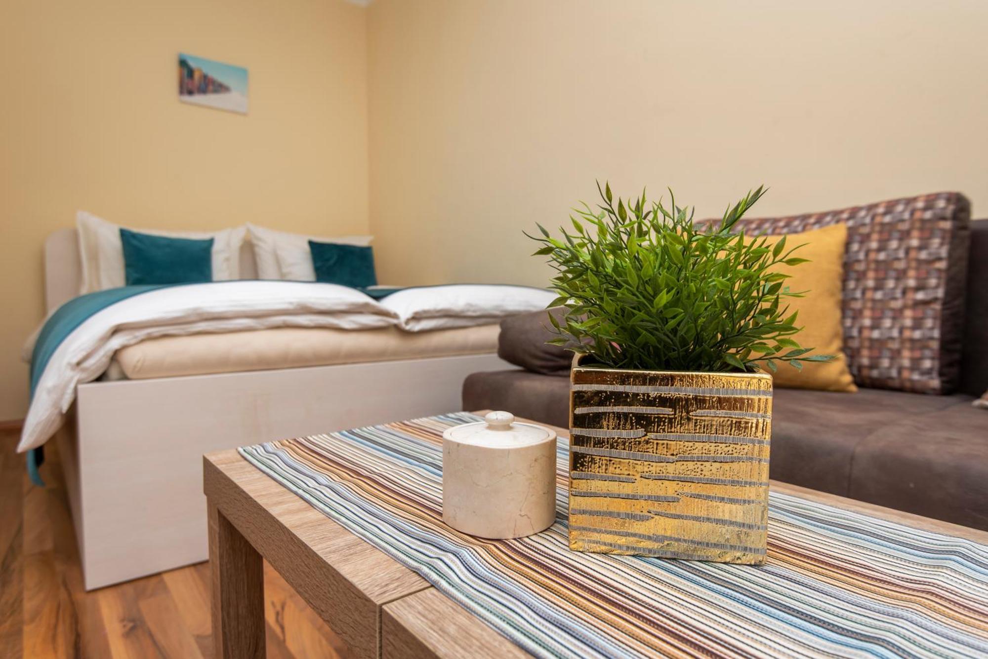 San Marian Apartments Подстрана Номер фото