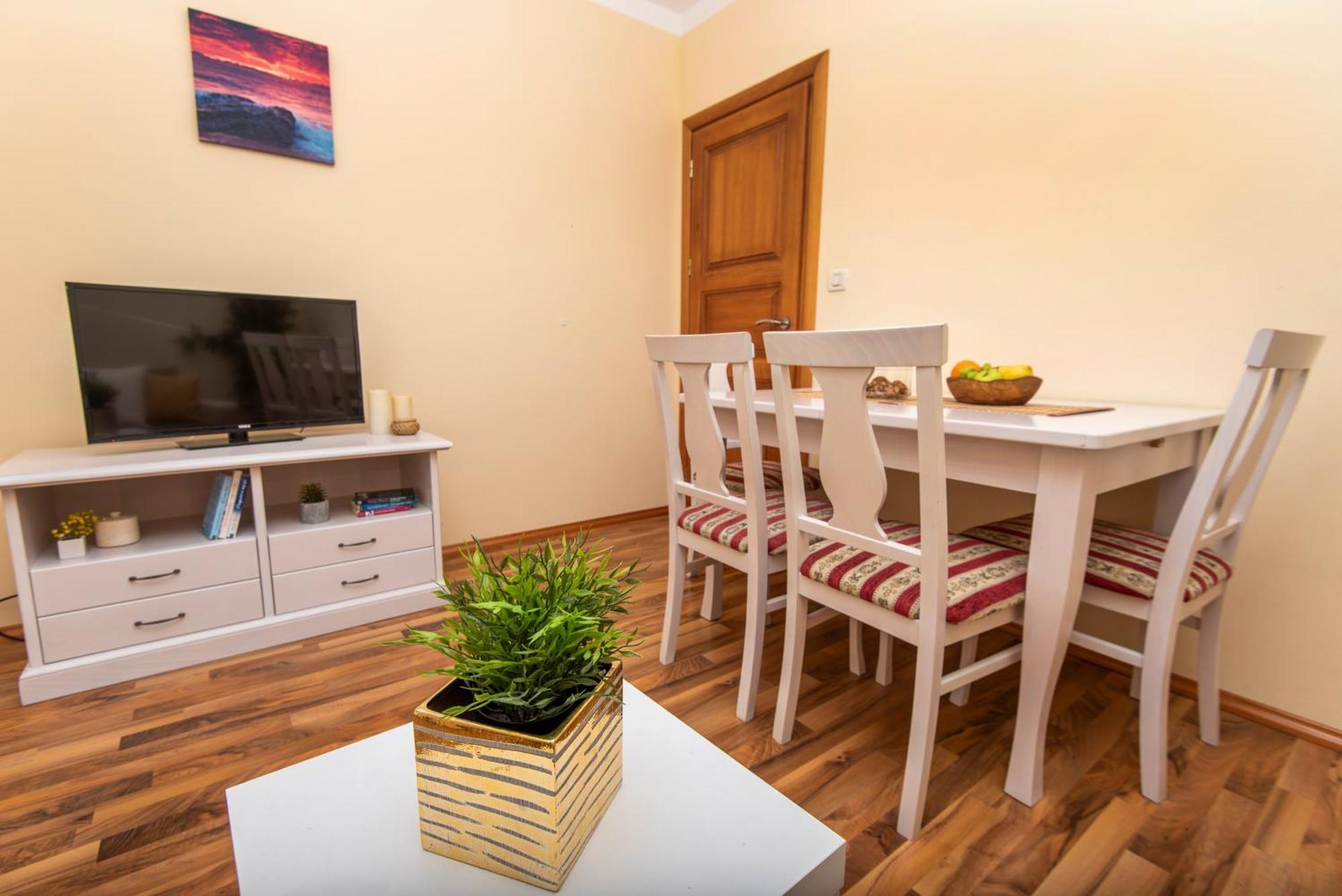 San Marian Apartments Подстрана Номер фото